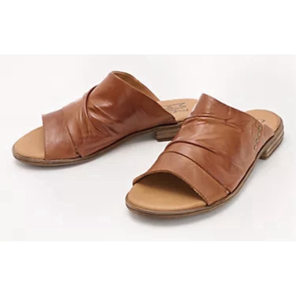 Miz Mooz Dandelion leather slide sandals in brandy Size 9 Wide - Picture 9 of 9